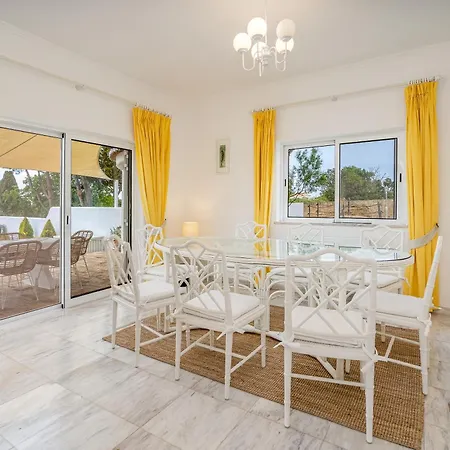 Spacious With Sea View, Tennis & Golf Garden #1963 Lejlighed