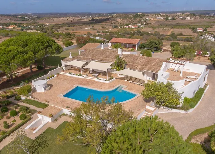 Spacious With Sea View, Tennis & Golf Garden #1963 Apartmán