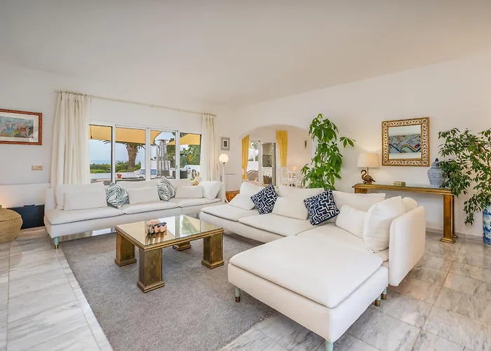 Spacious With Sea View, Tennis & Golf Garden #1963 *