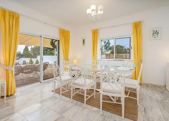 Spacious With Sea View, Tennis & Golf Garden #1963 Apartmán