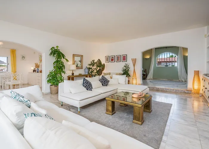 Spacious With Sea View, Tennis & Golf Garden #1963