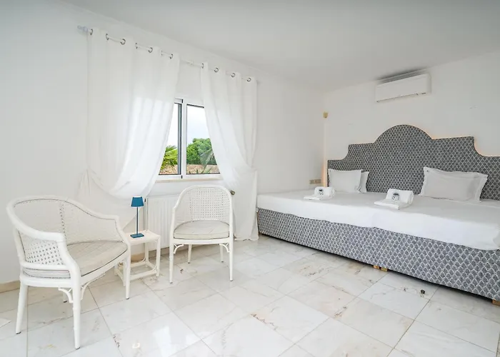 Spacious With Sea View, Tennis & Golf Garden #1963 Apartmán *