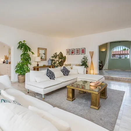 Spacious With Sea View, Tennis & Golf Garden #1963
